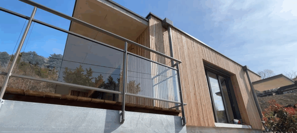 Une maison sublimée par les finitions bois signées Le Bois Avance